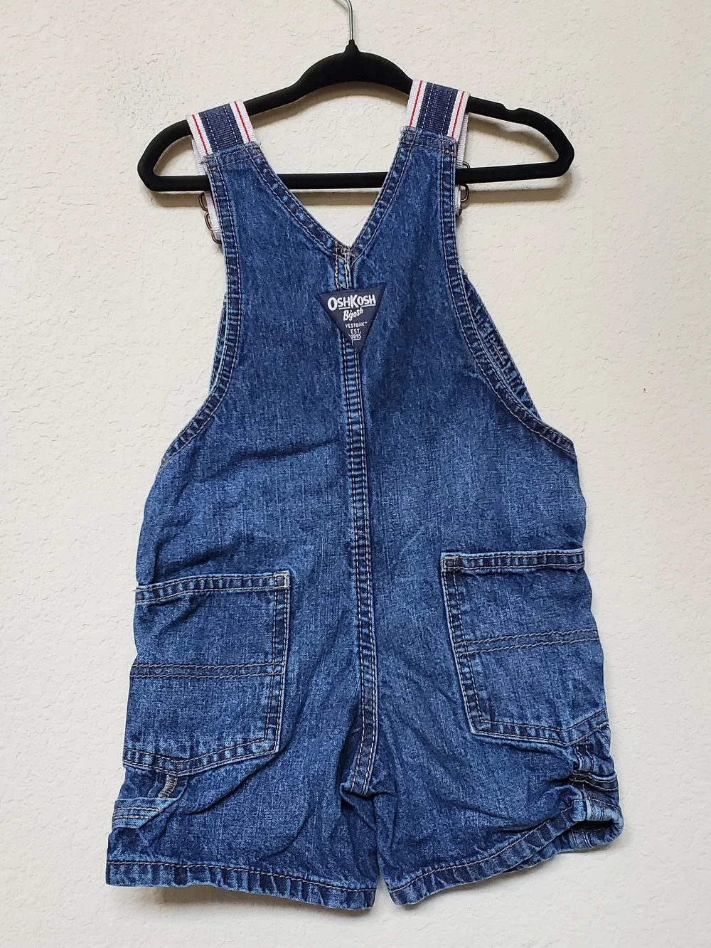 OshKosh B'gosh Kids Denim Short Overalls. Size 2T